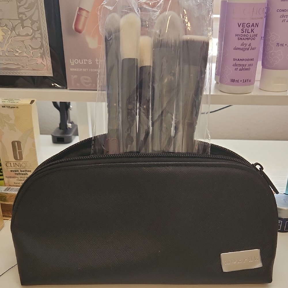 Morphe Makeup Brush Set with Black Case